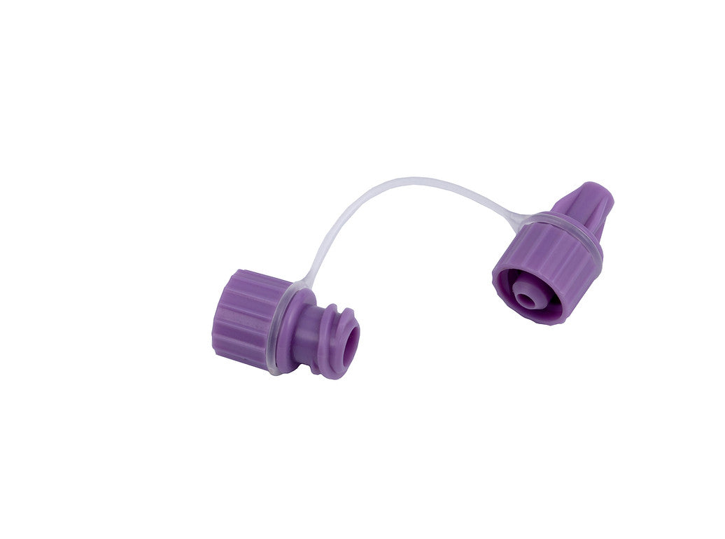 ENC7 – ENFit Male Connector with Strap | The Labs Choice ENC7 ENFit Male Connector with Strap is designed to provide a secure connection within enteral feeding systems. Its ENFit male connector complies with ISO 80369-3, while the attached protective cap helps keep the connection covered when not in use. | Labs Choice