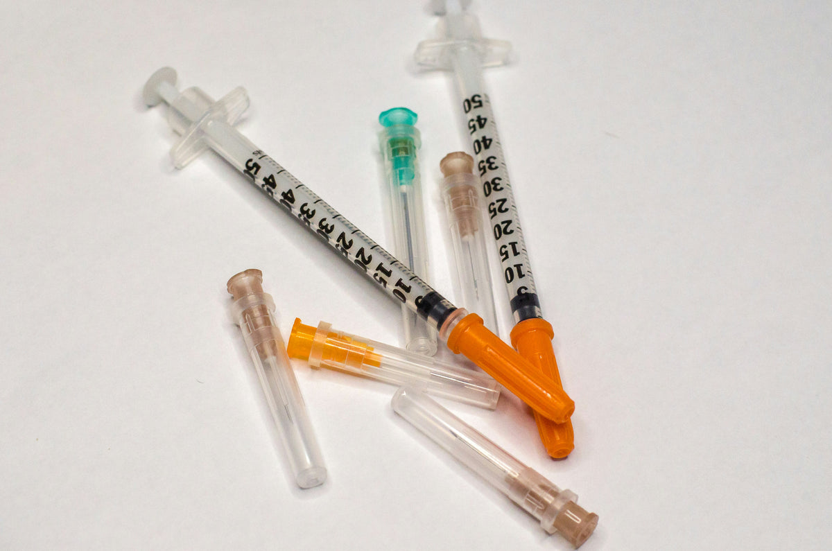 Needles and Syringes
Needles, syringes, safety needles, vacutainer holders, and more. | Labs Choice